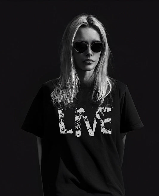 Apparel Graphics | LIVE / Text © License