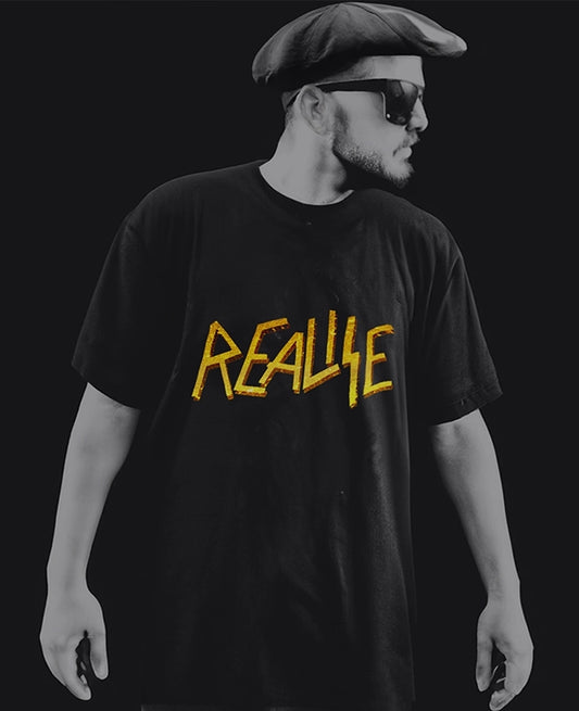 Apparel Graphics | REALIZE © License